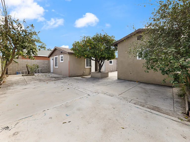 2521 W California St #B — Photo 13