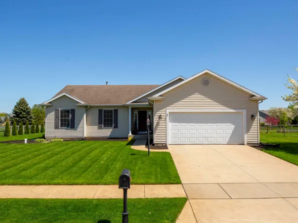 51158 Old Cottage Dr, Granger, IN 46530