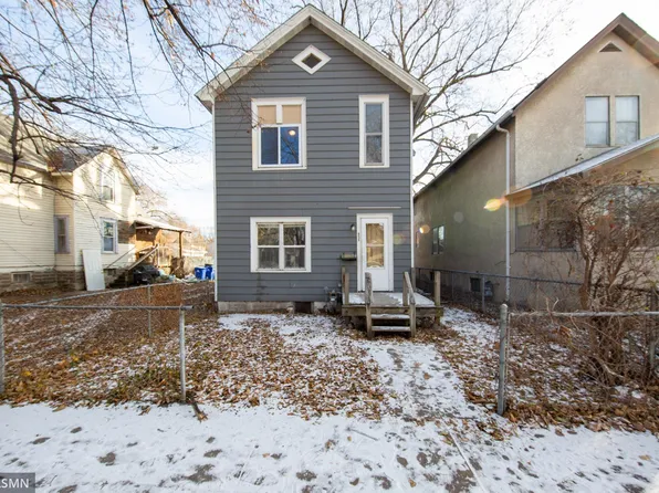 856 Marion St, Saint Paul, MN 55117