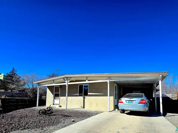 302 Marce Ln, Gallup, NM 87301