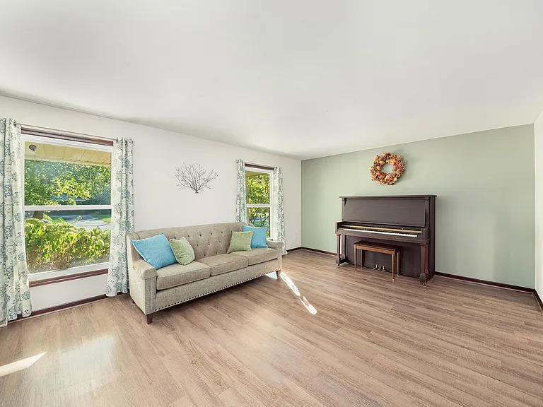 2205 Highlander Dr SE — Photo 12