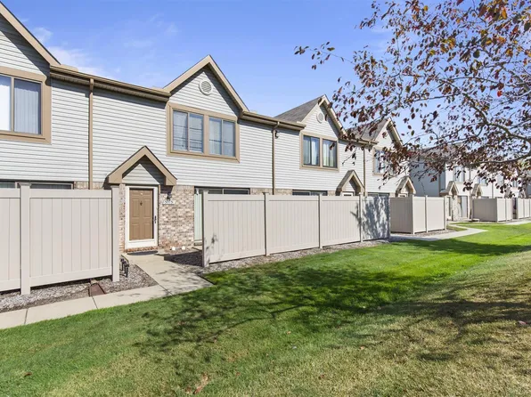 50451 Bay Run N, Chesterfield, MI 48047