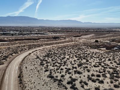1724 13th Ave SE, Rio Rancho, NM, 87124