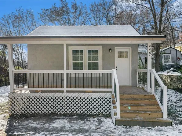 2227 Lowell Ave, Kansas City, KS 66102