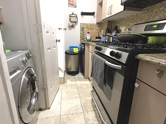 Rented by Oxford Property Group | media 12