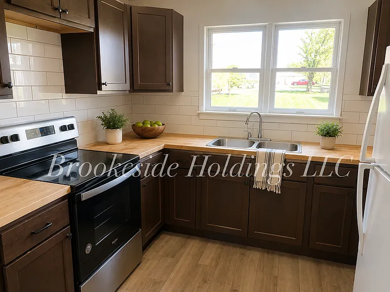1201 W Lake Dr #1201 — Photo 2