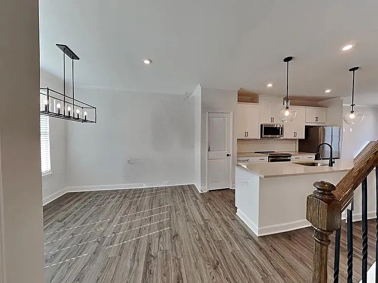 2643 Creekside Dr — Photo 10