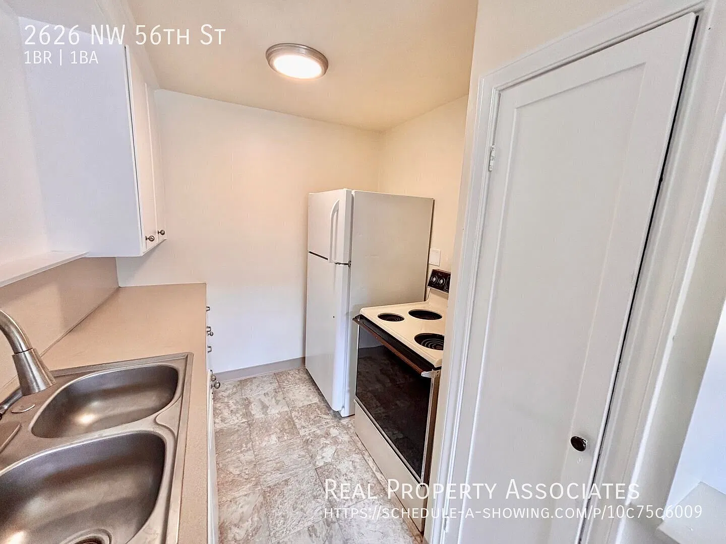 Spacious 1-Bedroom, 1-Bathroom Available in Ballard! **Off-Street Parking — Photo 4