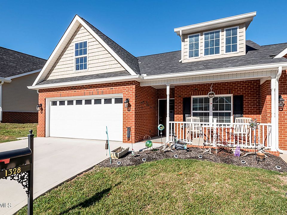 1st image of 1328 Hazelgreen Way