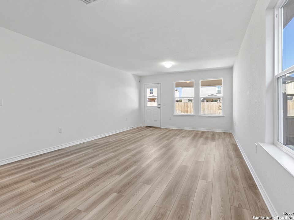 13110 Club House Blvd, San Antonio, TX 78221 | Zillow