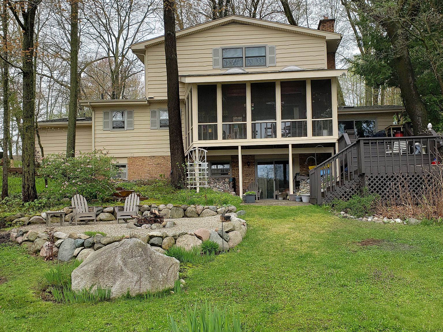 127 S Lake Doster Dr, Plainwell, MI 49080 Zillow