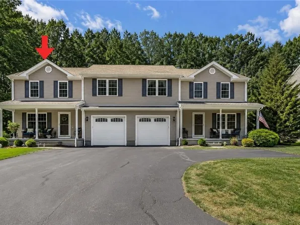 18 Country Hill Ln, Smithfield, RI 02917