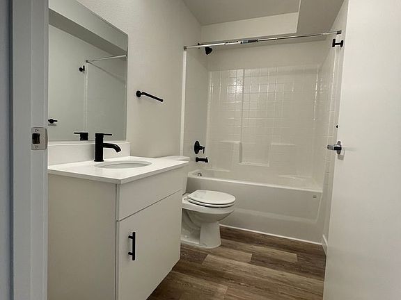 2nd image of 2222 SW Barton St #310