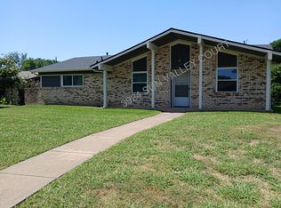 3924 Sun Valley Ct, Irving, TX 75062