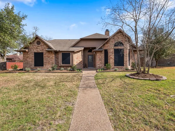 4505 Kensington Rd, Bryan, TX 77802