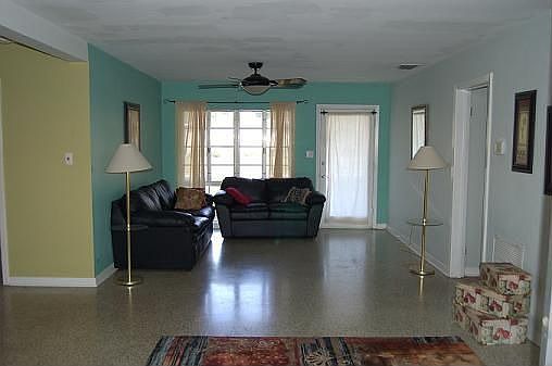 Spacious Florida Living Room