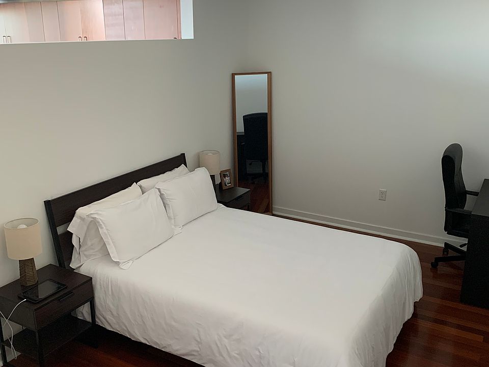 1st image of 155 S Court Ave #2089