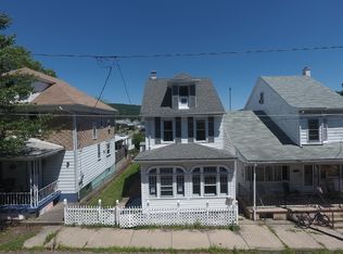 1143 W Fern St, Coal Township, PA