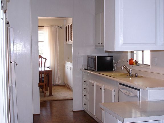 5th image of 2101 S 324th St Unit 207