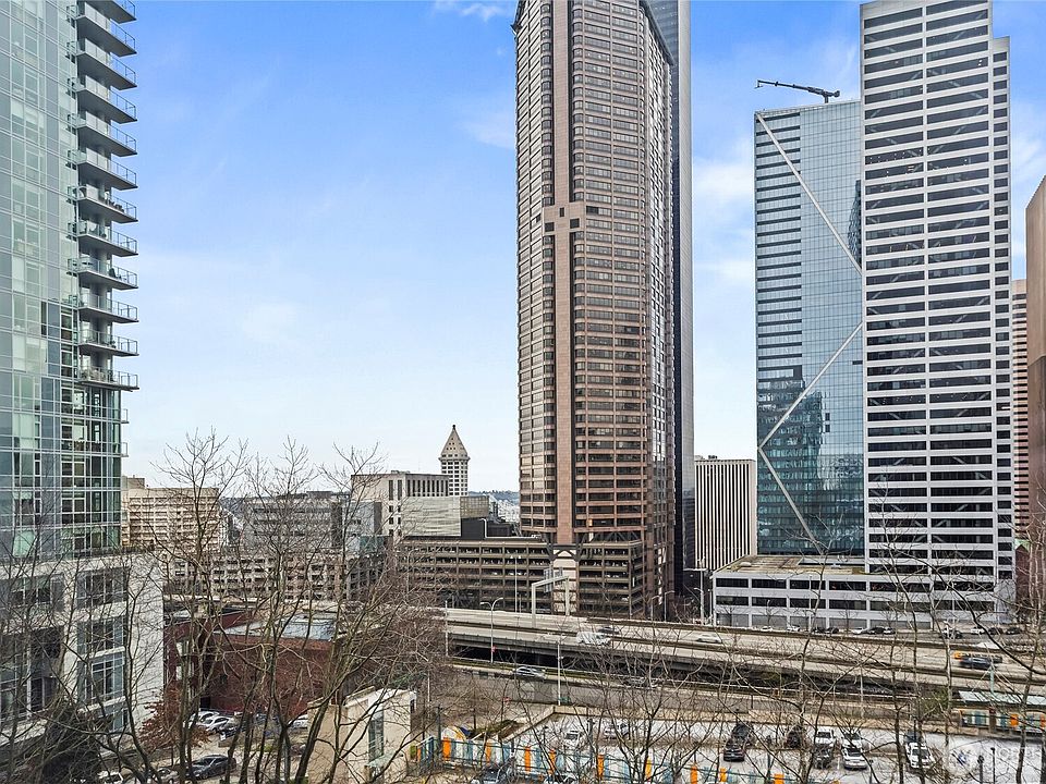 1st image of 800 Columbia Street #703