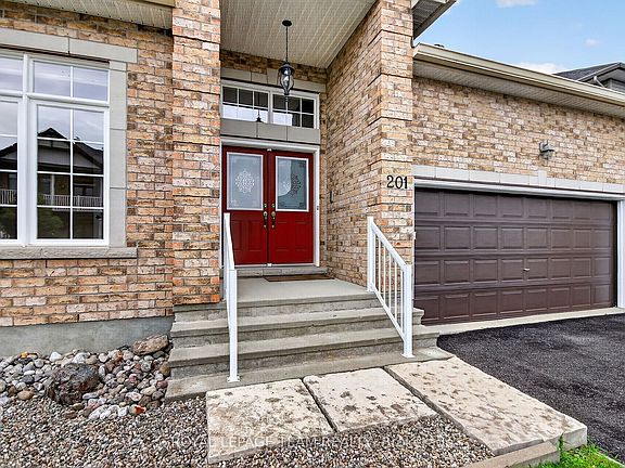 2nd image of 201 Trailgate St