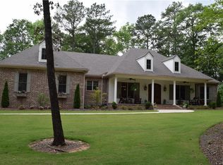 900 Blackberry Cv, Opelika, AL 36804