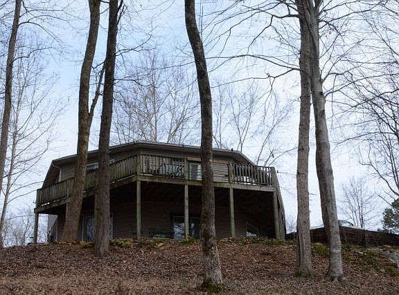 3rd image of 3408 Bartlett Dr