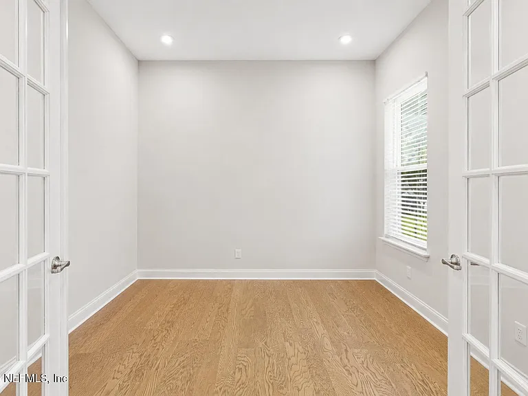 80 Walnut Glen Ct — Photo 25