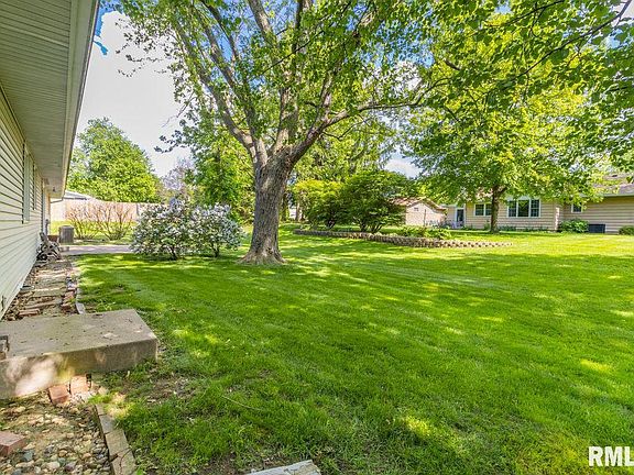 5th image of 1118 W Millford Ln