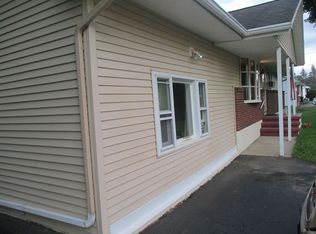 5 Fruitwood Dr, Burnt Hills, NY 12027