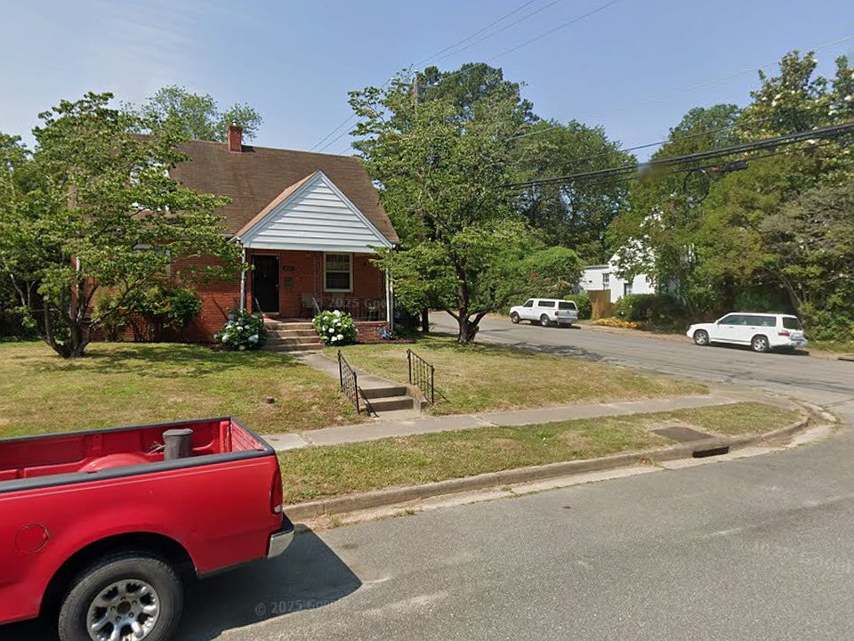 1st image of 4721 Park Ave