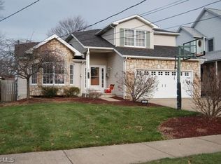 13344 Heatherwood Dr, Brookpark, OH