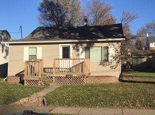 320 S John St, Sioux City, IA 51103