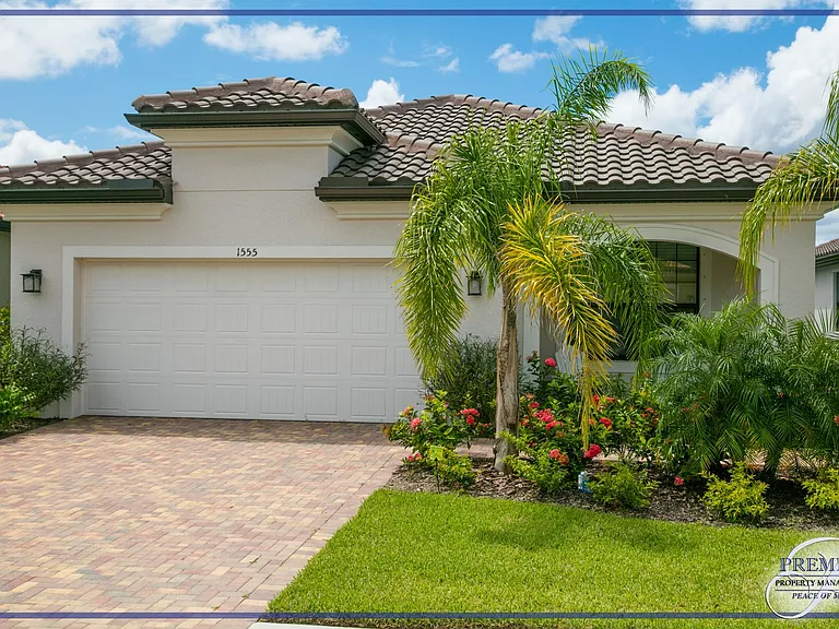 1555 Marton Ct — Photo 4