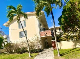 49 Navarre Ave APT 4, Miami, FL 33134