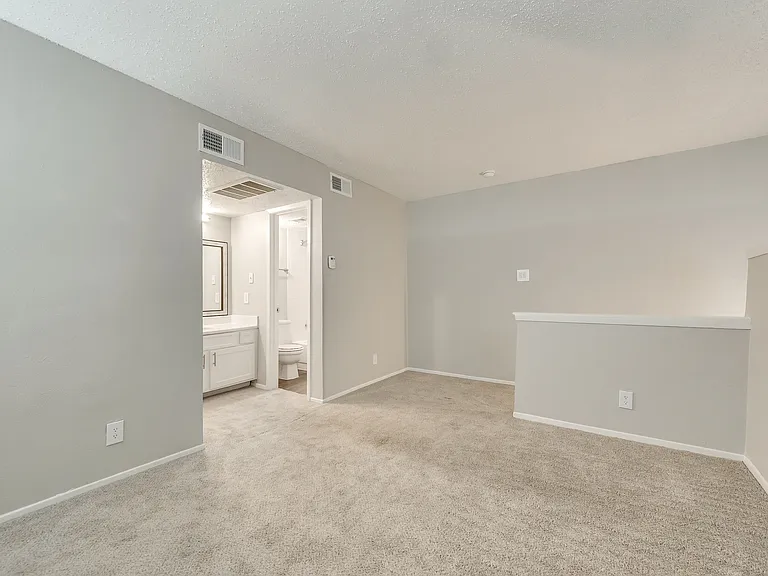 Alena Apartments — Photo 4
