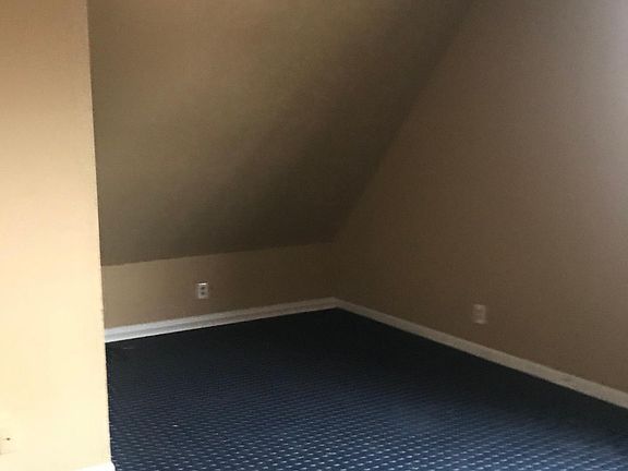 2nd image of 226 N Belleview Pl APT A