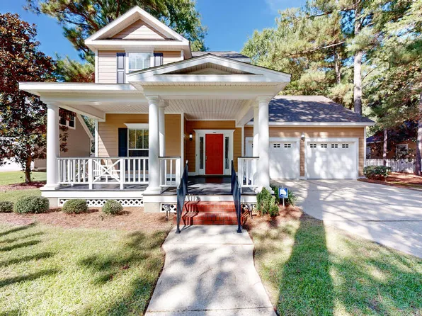 104 Orchard Cir, Dothan, AL 36305