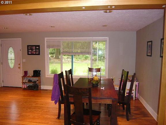 4th image of 7112 NE 64th Ct