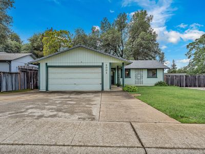 2001 S Ridge Dr, Redding, CA, 96003