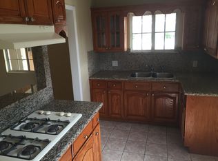 10532 Crockett St, Sun Valley, CA 91352