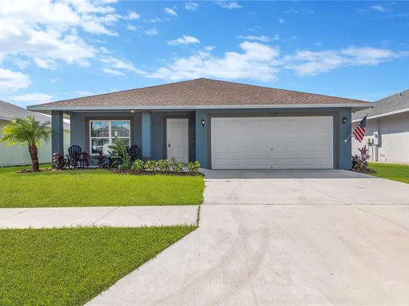 1519 9th St SE, Ruskin, FL 33570