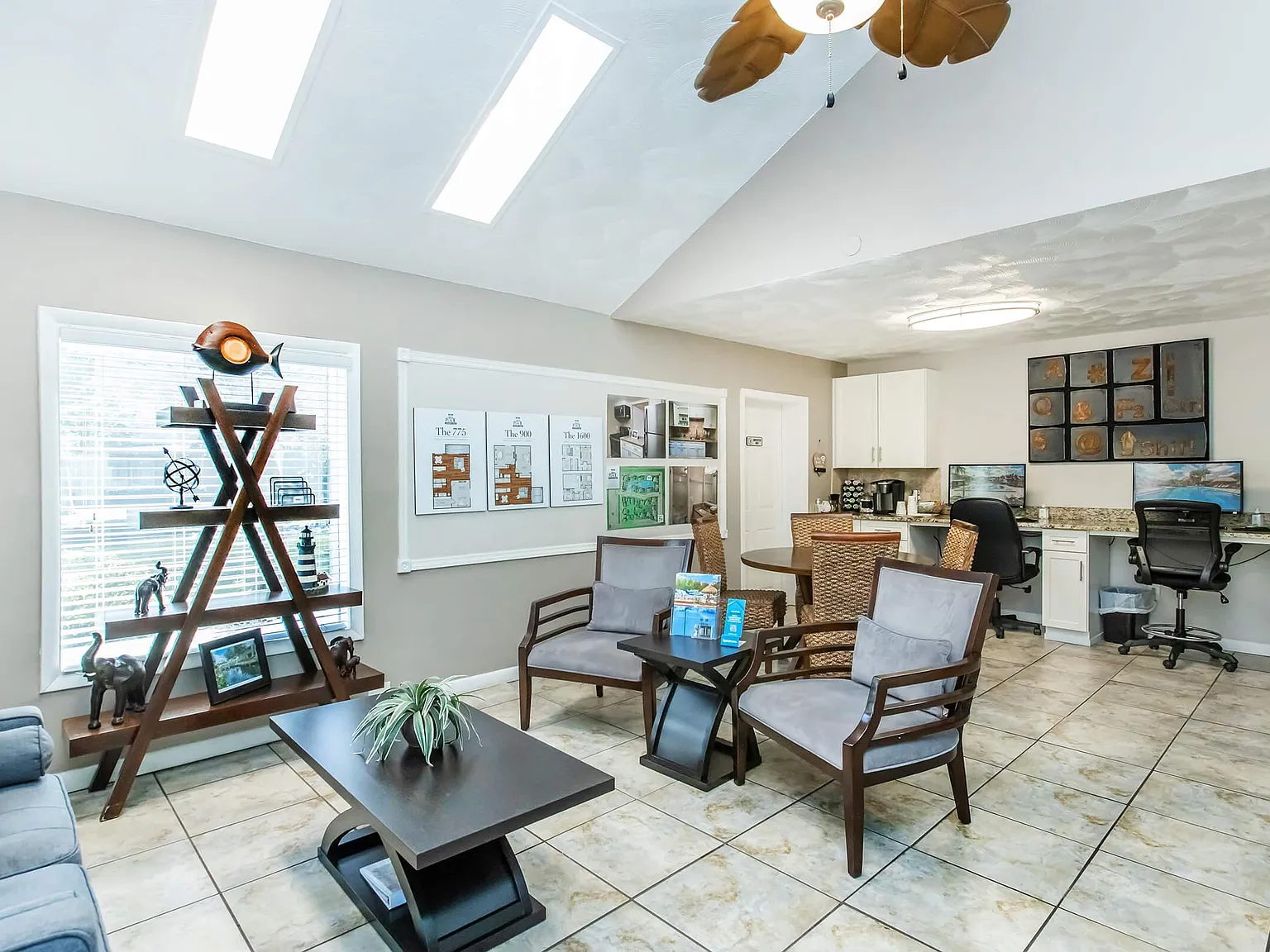Urban Place Apartments — Photo 4