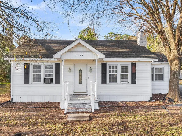 3934 Byrnes Dr, Saint Stephen, SC 29479