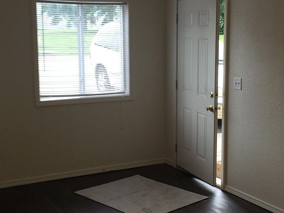 4th image of 1309 Whispering Pine Dr APT D