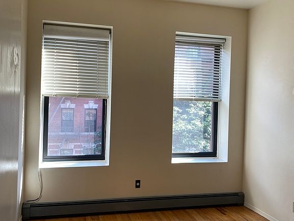 2nd image of 33 W 131st St APT 3