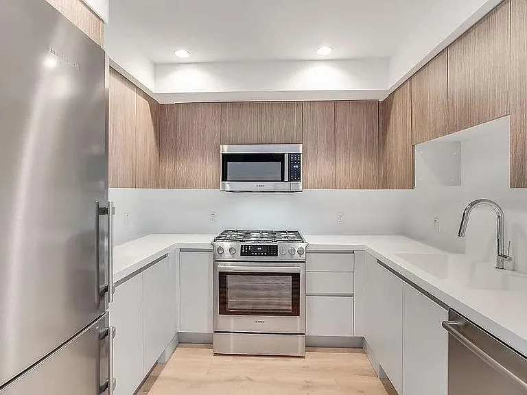 2747 San Pablo Ave #209 — Photo 3