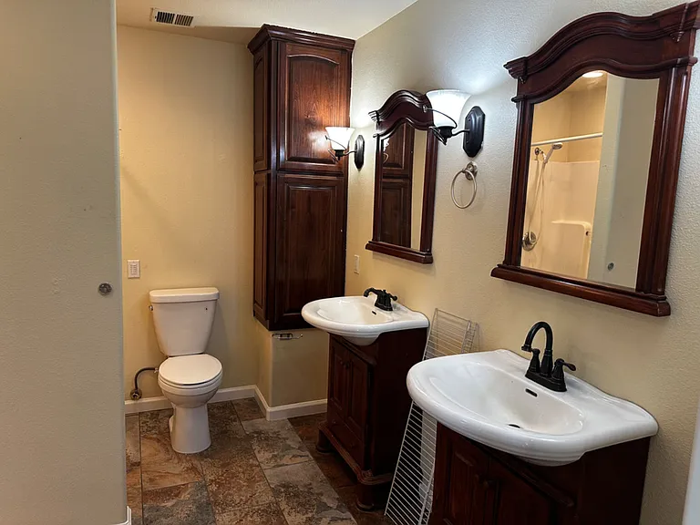 7860 Summerplace Dr — Photo 13