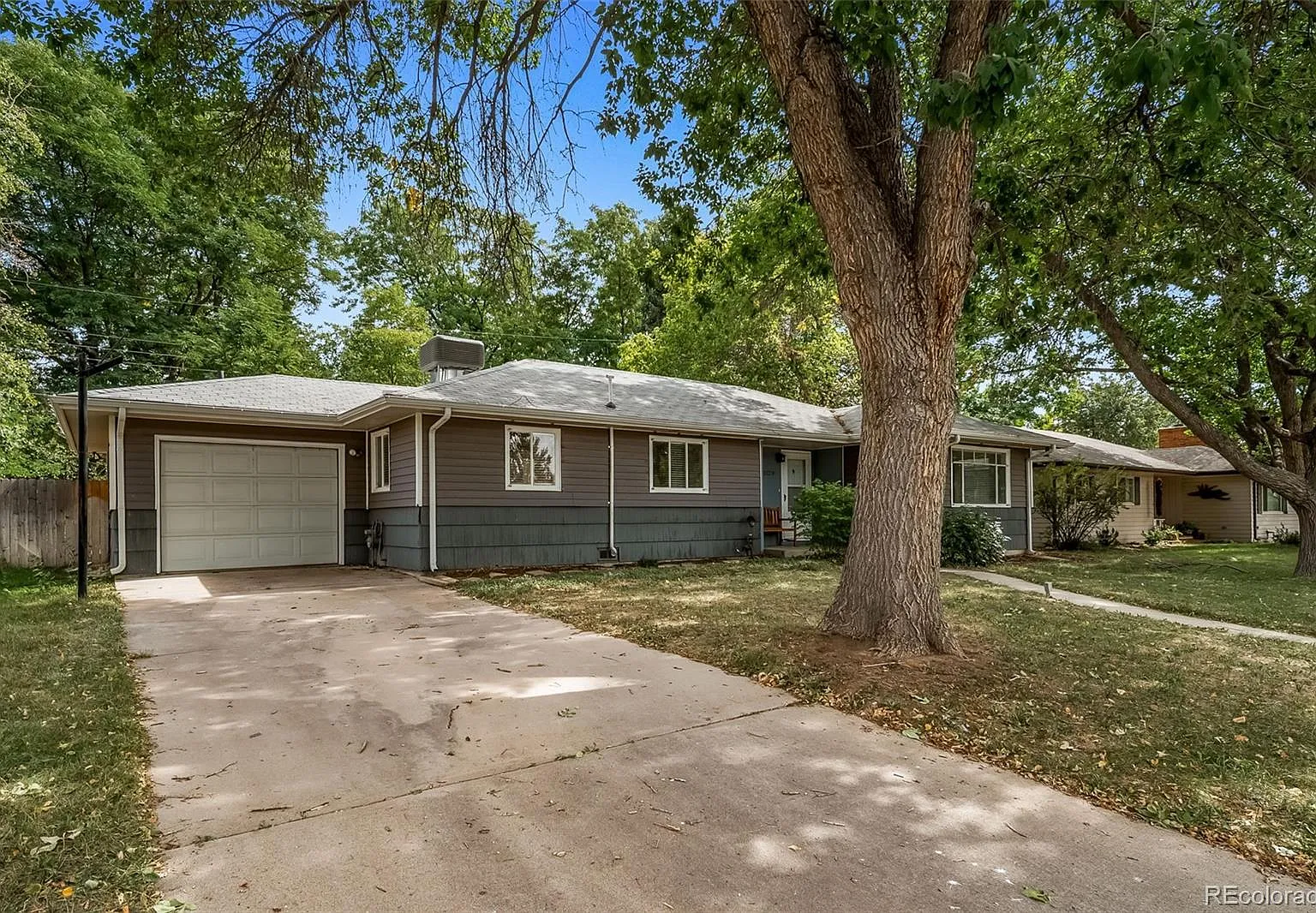 4 bed, 2.0 bath, 2200 sqft, $3,750 — Photo 4