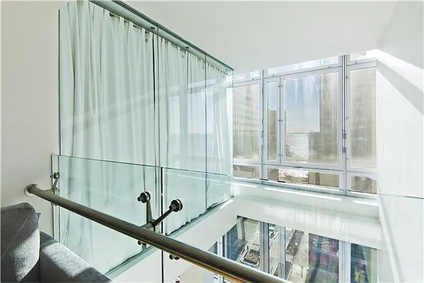 Sold by R New York | media 17